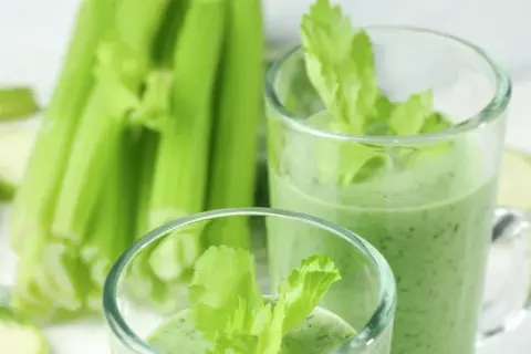 Koktajl z selera naciowego: Przepisy, odchudzanie i triki smaku