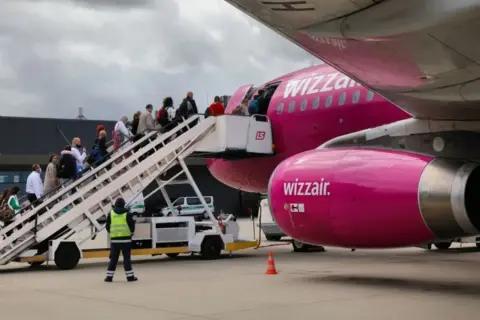 Wizzair ile przed odlotem na lotnisku - uniknij stresu i spóźnienia