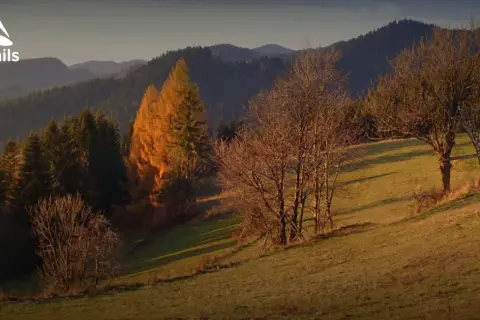 Łomnica-Zdrój: Atrakcje, szlaki i pomysły na Twój urlop