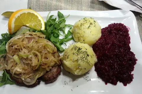 Kalisz kulinarnie: Gdzie zjeść? Od tanio do luksusu!