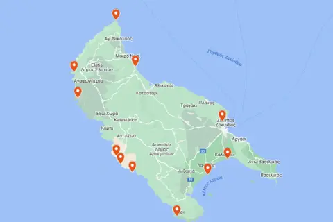 Mapa wyspy Zakynthos z zaznaczonymi punktami. Widoczne nazwy miejscowości: Zakintos, Laganas, Alykes.