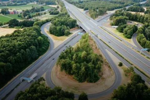 Jaka jest najdłuższa autostrada w Niemczech? Odkryj A 9 i jej tajemnice