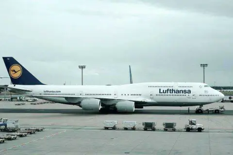 Lufthansa ile wcześniej na lotnisku? Czas, który oszczędzi stres