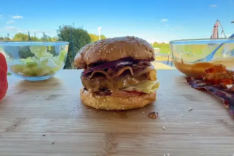 Carne Hamburger Perfetta: Guida per Patty Succoso e Saporito