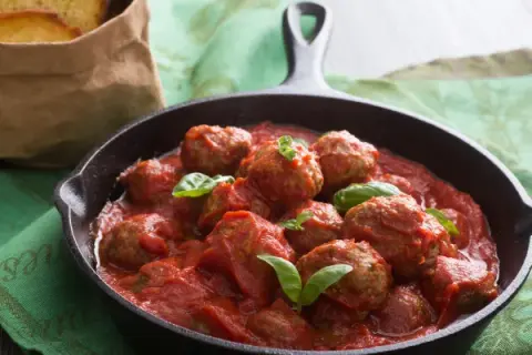 Secondi Piatti Autunnali: Ricette Facili e Gustose (Stile Giallo Zafferano)