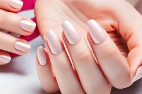 Manicure japoński czy warto? Odkryj jego zalety i wady