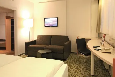 Ibis Dresden: Welches Hotel passt zu Ihnen? Lage, Preis & Komfort