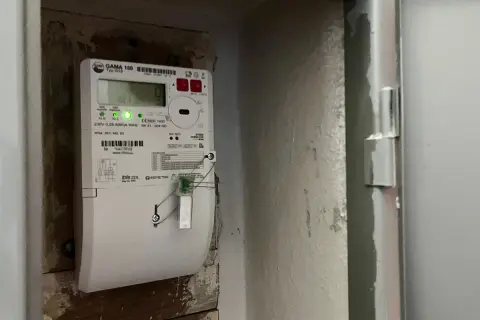 Licznik GAMA 150 typ G15. Odczyt zużycia energii elektrycznej na wyświetlaczu.