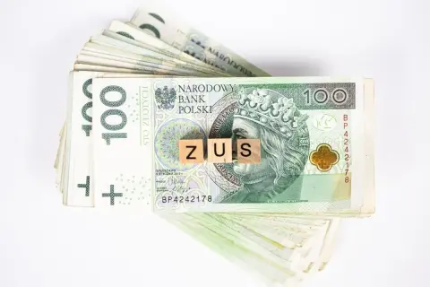 Fundusz Solidarnościowy: Kto płaci? Składka czy danina?