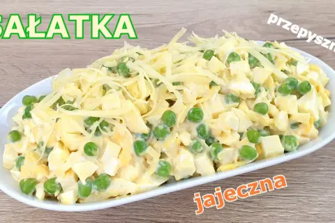 Sałatka jajeczna: jak zrobić idealną? Przepis i sprawdzone triki