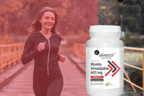 Kobieta w stroju sportowym biegnie, obok butelka suplementu diety Mumio himalajskie 400 mg.