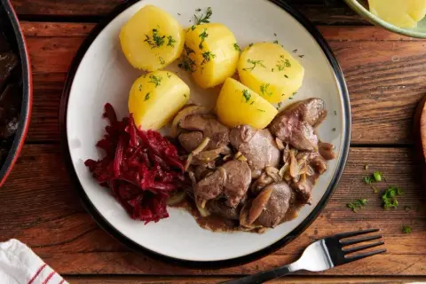Wątróbka drobiowa jak zrobić - prosta i smaczna receptura na obiad