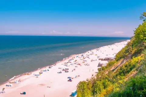 Co zwiedzić w Jastrzębiej Górze? Najlepsze atrakcje na weekend