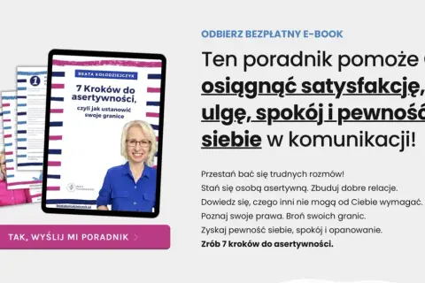 Kobieta na okładce e-booka "7 Kroków do asertywności" zachęca do budowania dobrych relacji i pewności siebie w komunikacji.