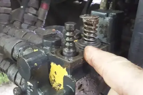 Jak podłączyć rozdzielacz hydrauliczny krok po kroku: Praktyczna instrukcja