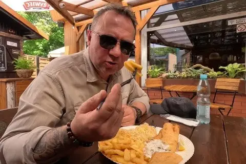 Gdzie zjeść w Darłówku? Odkryj najlepsze lokale i smaki