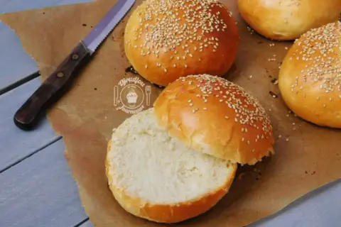 Pains à Burger Maison : Le Secret des Buns Ultra Moelleux Révélé