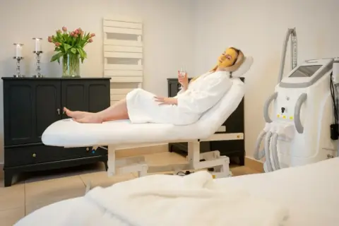 Jak się ubrać do spa w hotelu, aby czuć się komfortowo i swobodnie