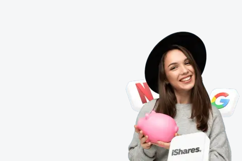Uśmiechnięta kobieta w kapeluszu trzyma skarbonkę, a w tle logo Netflix, Google i iShares. To idealny moment na inwestycje z XTB!