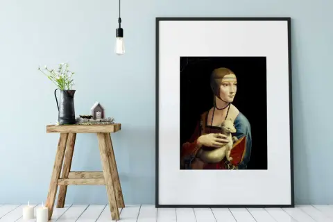 Dama z gronostajem, portret Leonarda da Vinci, prezentuje młodą kobietę trzymającą w ramionach białego gronostaja.