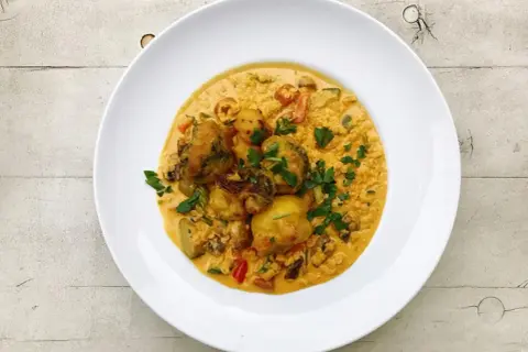 Idealny ryż z curry: Prosty przepis i sekrety sypkości