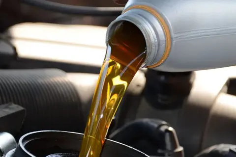 Jaki olej do BMW E46 316i 1.8 benzyna – uniknij kosztownych błędów