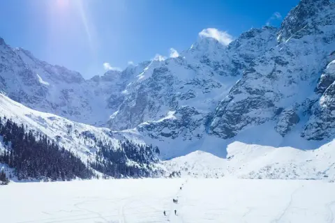 Tatry zimą: Otwarte szlaki w Zakopanem? Sprawdź, zanim pójdziesz!