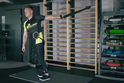 Jak rozciągać biceps? Klucz do siły i bezkontuzyjnych ramion