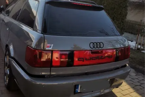 Spoiler do Audi 80 B4: Wybierz, kup i zamontuj jak ekspert!