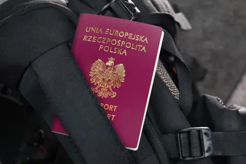 Kiedy można wymienić paszport? Sytuacje, procedury i ważne terminy