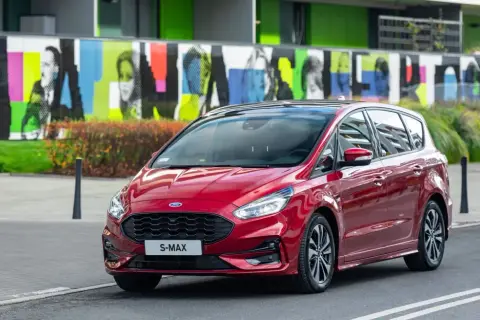 Ford S-Max jaki silnik wybrać, aby uniknąć wysokich kosztów eksploatacji?
