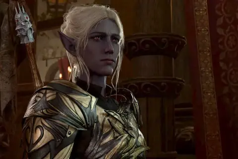 Mroczny elf w zbroi, zamyślony, być może rozważa swoje baldur's gate 3 romanse.