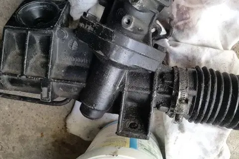 Objawy maglownicy w Volvo S60, które mogą zagrażać bezpieczeństwu