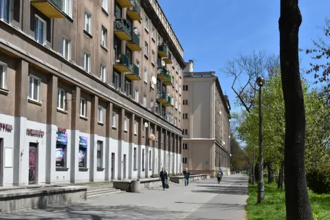 Osiedle Szkolne Kraków: Jak dojechać? Wszystkie opcje!