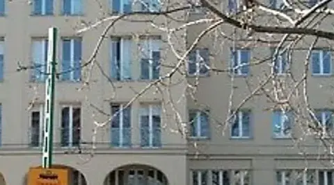 Budynek A Uniwersytetu Ekonomicznego w Poznaniu: lokalizacja i udogodnienia