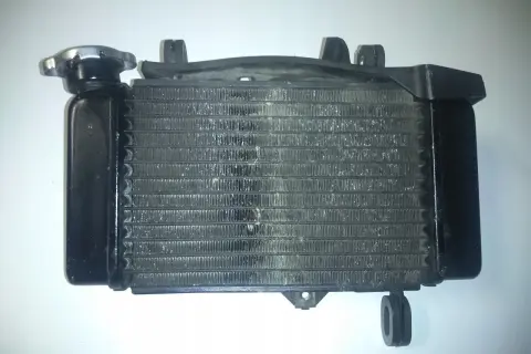 Jaki płyn do chłodnicy Yamaha FZ6? Sprawdź najlepsze opcje i porady
