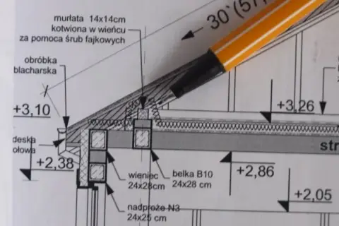 Ile styropianu na strop betonowy – uniknij błędów w izolacji