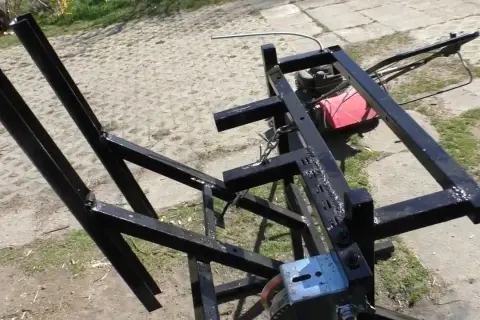 Jak zbudować podnośnik do traktorka? Poradnik DIY i oszczędność