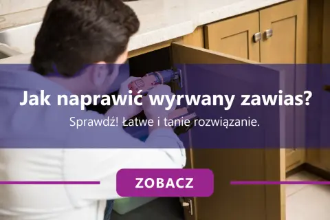 Mężczyzna naprawia zawias w szafce wiertarką.