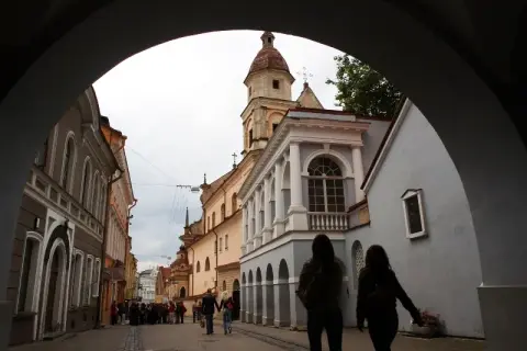 Co warto kupić na Litwie? Odkryj unikalne lokalne skarby