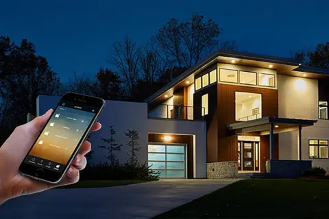 Maison moderne contrôlée par smartphone via le protocole Zigbee.