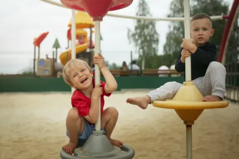 Jak napisać podanie o plac zabaw, aby nie popełnić błędów?