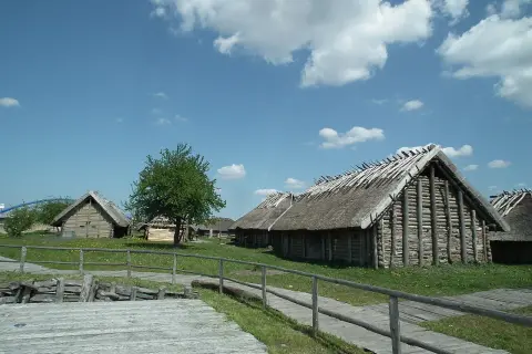 Wolin: Skansen Słowian i Wikingów atrakcje, festiwal, ceny