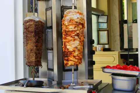 Gdzie jest dobry kebab? Szybkie metody i wybór bez żalu!