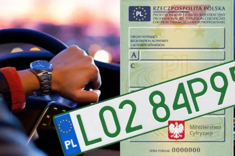 Ręka na kierownicy, zegarek na nadgarstku i polskie rejestracje dyplomatyczne.