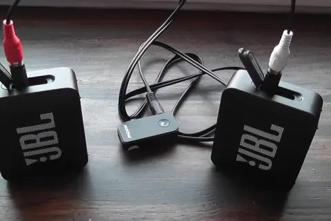Jak podłączyć głośnik JBL do komputera bez Bluetooth w prosty sposób