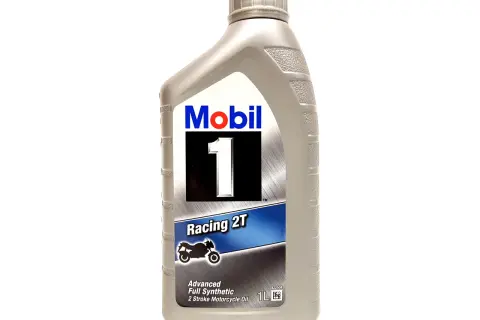 Motul 800: Jaki olej 2T wybrać? Off Road czy Road Racing?