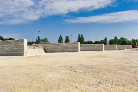 Fundamenty: bloczki czy lany beton? Wybierz mądrze! Porównanie eksperta