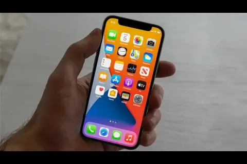 iPhone 11: Jak zamknąć aplikacje w tle? Obalamy mity o baterii!
