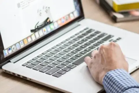 Jak wygląda CV wzór? Przykłady i błędy, których warto unikać